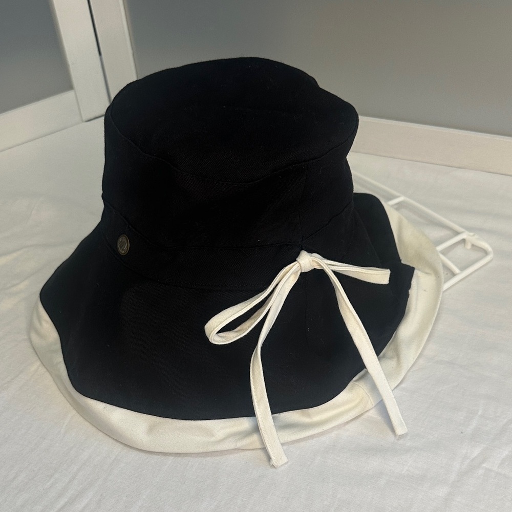 Sun and Sand Black and White womens  Bucket Hat with Bow
